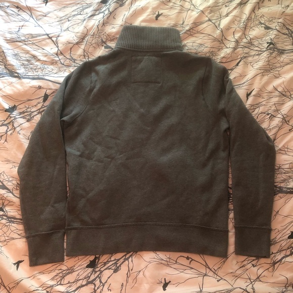 Abercrombie & Fitch Muscle Fit Hooded Sweatshirt - Picture 3 of 3